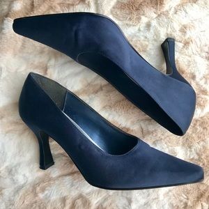 MOOTSIE TOOTSIE Satin Heels